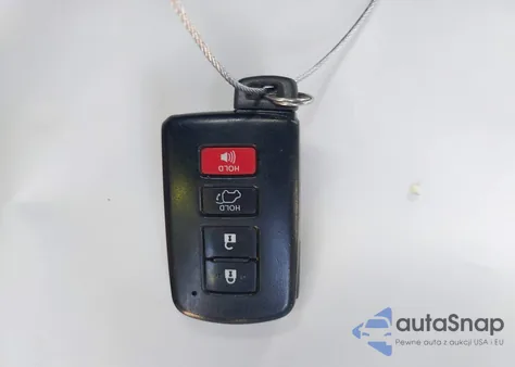 2018 Toyota Rav4 Limited z USA, uszkodzony, nr VIN 2T3YFREV6JW512739